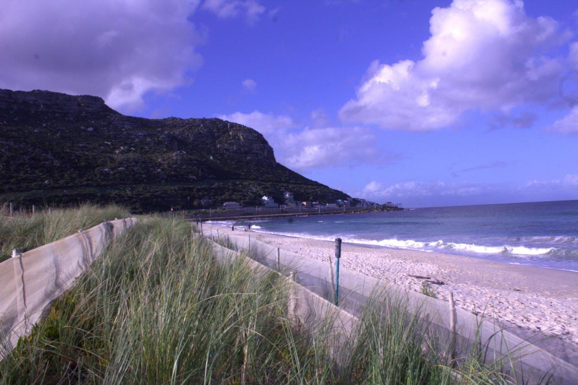 South Peninsula Beach Apartment Кейптаун Екстериор снимка