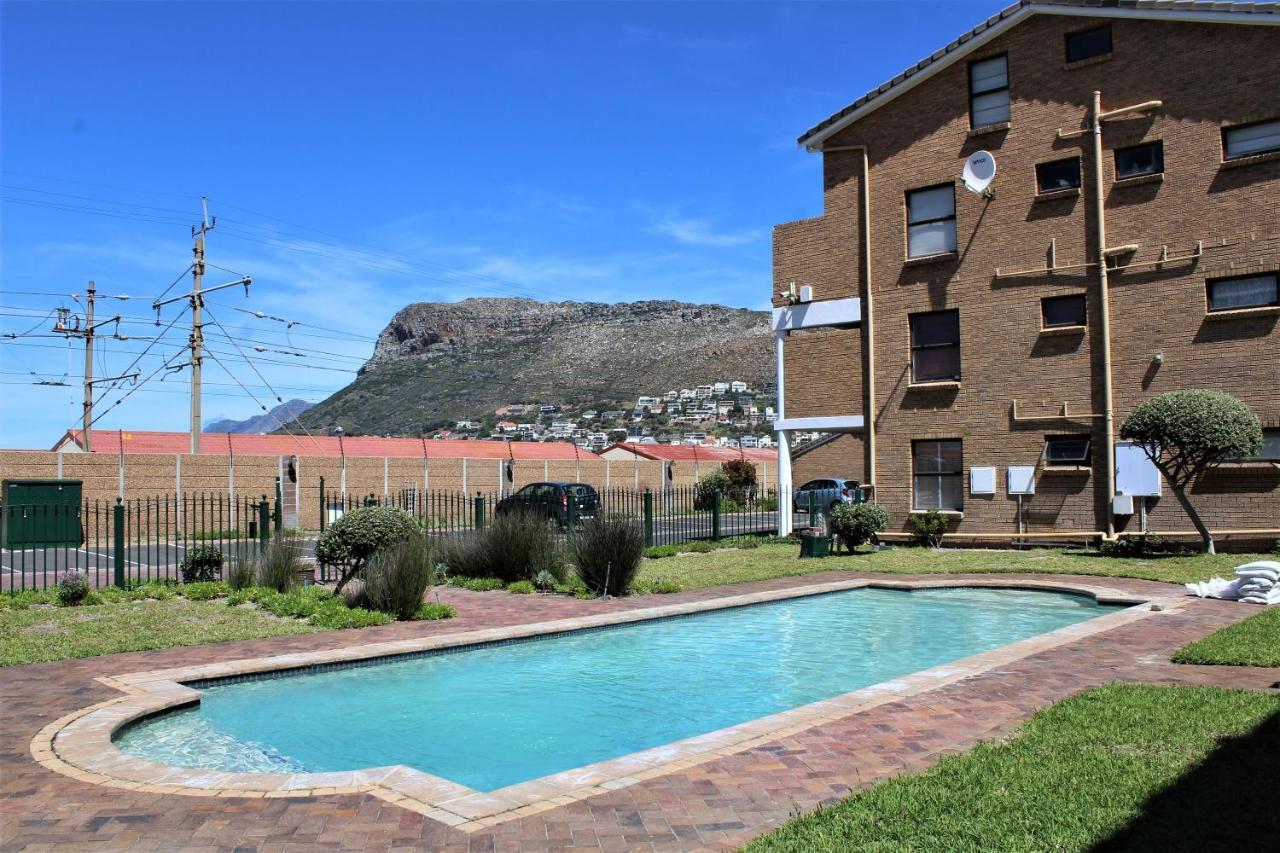 South Peninsula Beach Apartment Кейптаун Екстериор снимка